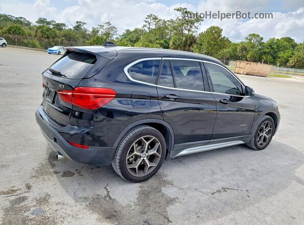 WBXHT3Z33G4A48786 2016 BMW X1 Черный Задняя правая четверть