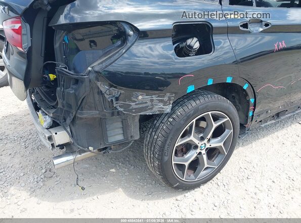 WBXHT3Z33H4A53570 2017 BMW X1 Black 