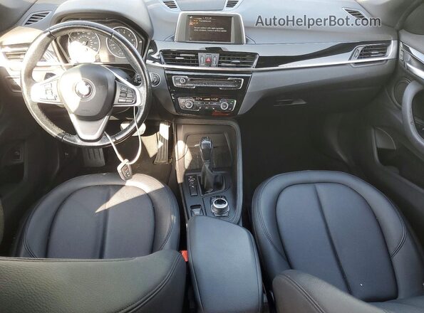 WBXHU7C30H5H34986 2017 BMW X1 Silver წინა პანელის ხედი