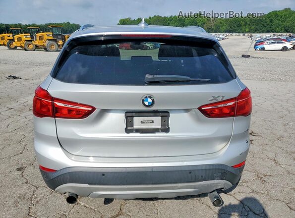 WBXHU7C30H5H34986 2017 BMW X1 Silver უკანა ხედი
