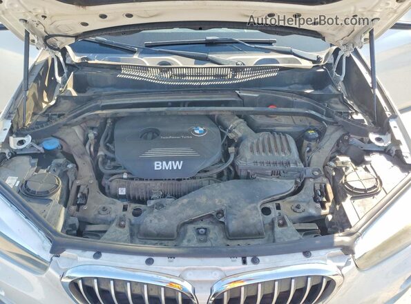 WBXHU7C31J3F04553 2018 BMW X1 White Շարժիչի բաժամունքի տեսք