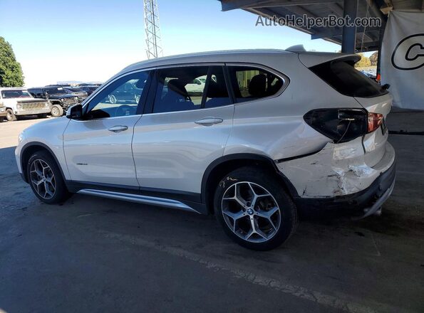 WBXHU7C37J5H40662 2018 BMW X1 White Tył lewy