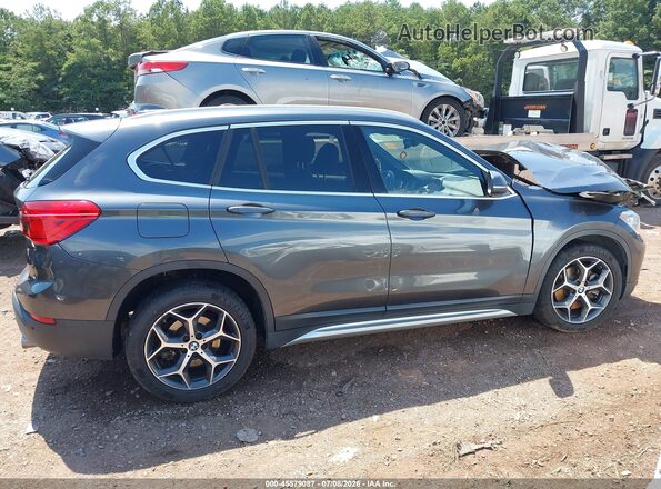 WBXHU7C38J5L06571 2018 BMW X1 Gray Սալոնի 360 աստիճան տեսք