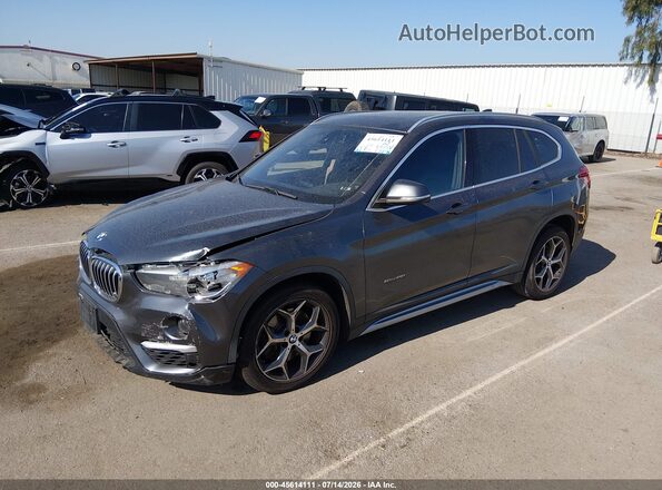 WBXHU7C39J5H43109 2018 BMW X1 Gray Передня ліва чверть