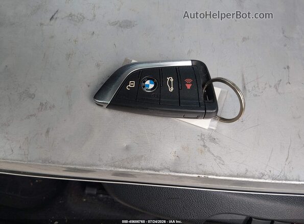 WBXHU7C50K3H45362 2019 BMW X1 Белый Вид панели приборов