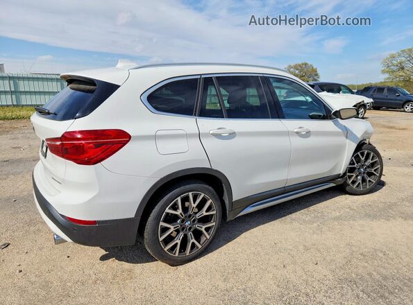 WBXJG7C01M5S25589 2021 BMW X1 White უკანა მარჯვენა
