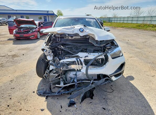 WBXJG7C01M5S25589 2021 BMW X1 White წინა ხედი