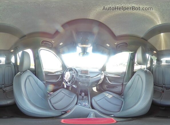 WBXJG7C01M5S25589 2021 BMW X1 White VIN კოდის სტიკერის ხედი