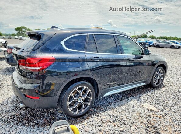 WBXJG7C01M5S77109 2021 BMW X1 Black Հետևի աջ