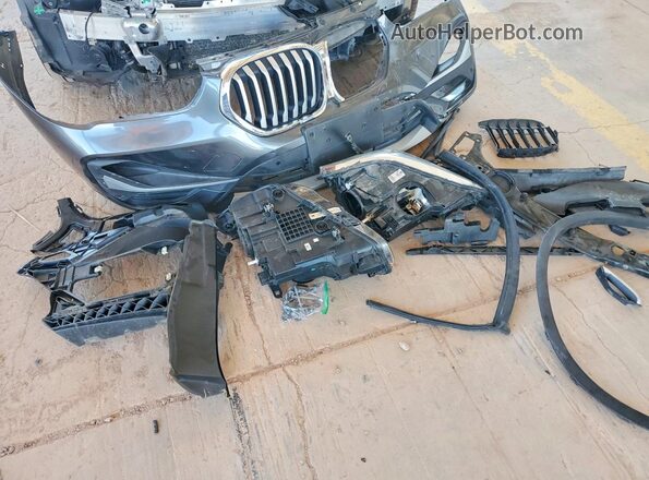 WBXJG7C01N5U52444 2022 BMW X1 Gray Вид наклейки з VIN-кодом