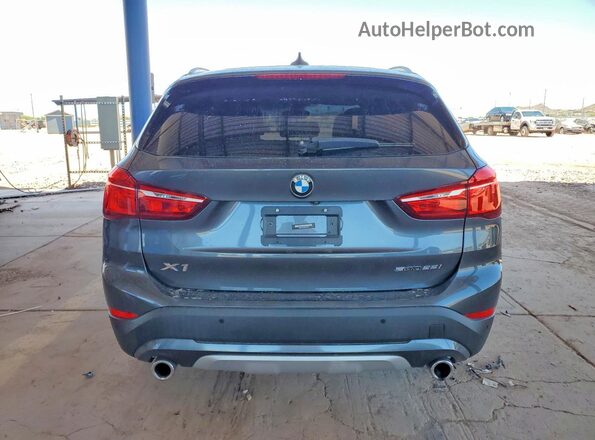 WBXJG7C01N5U52444 2022 BMW X1 Gray Вид ззаду