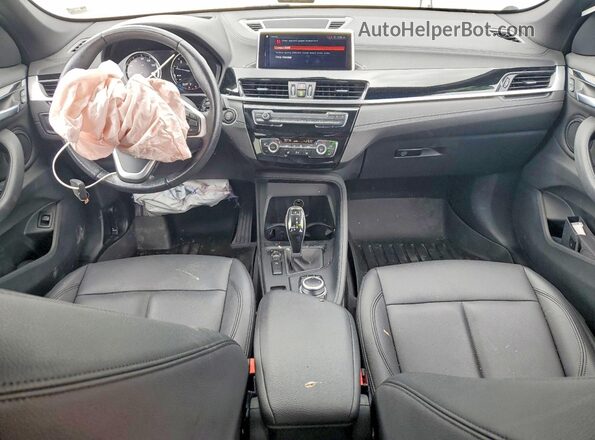 WBXJG7C04L5R28778 2020 BMW X1 Blue წინა პანელის ხედი
