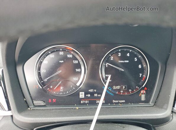 WBXJG7C04L5R28778 2020 BMW X1 Blue ხელსაწყოთა პანელის ხედი