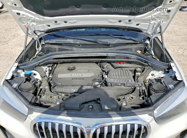 WBXJG7C04L5R63739 2020 BMW X1 White Շարժիչի բաժամունքի տեսք