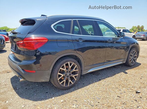 WBXJG7C04M5U01633 2021 BMW X1 Black Задня права чверть