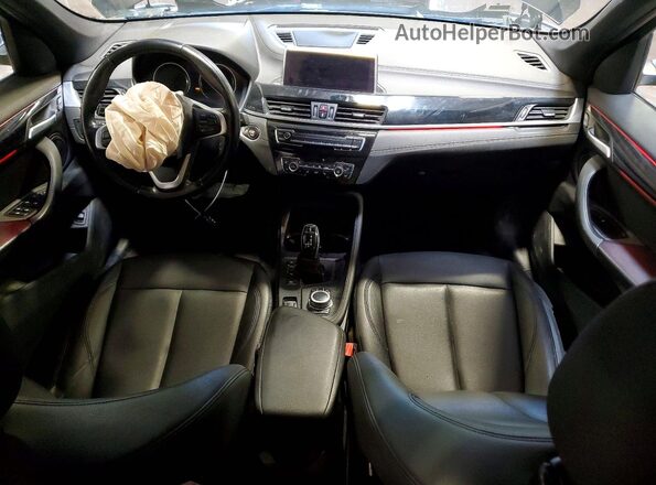 WBXJG9C00L5P74517 2020 BMW X1 Black Dashboard view