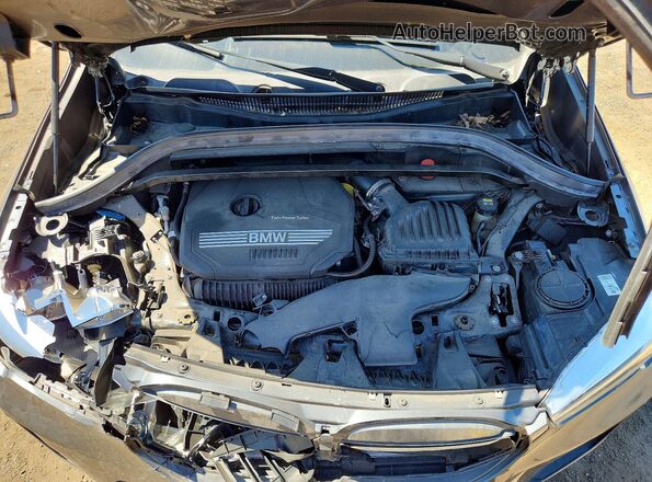 WBXJG9C01L5P40196 2020 BMW X1 Gray Widok komory silnika