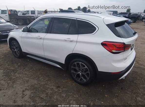 WBXJG9C05L3L87585 2020 BMW X1 White Trasero izquierdo