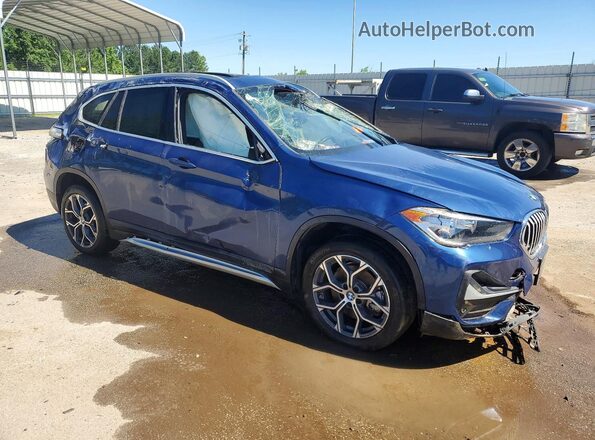 WBXJG9C05M5S54931 2021 BMW X1 Blue Przód prawy
