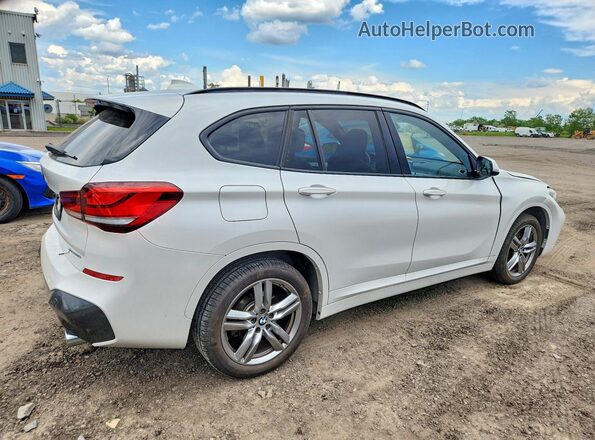 WBXJG9C05M5T09331 2021 BMW X1 Белый Задняя правая четверть