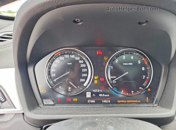 WBXJG9C05M5T09331 2021 BMW X1 Белый Вид щитка приборов