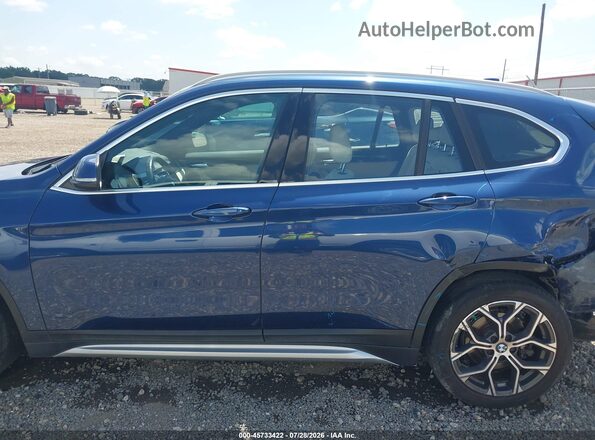 WBXJG9C06M5S10002 2021 BMW X1 Blue სალონის 360-გრადუსიანი ხედი