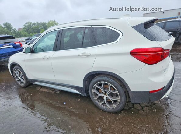 WBXJG9C06M5S54128 2021 BMW X1 White Rear left