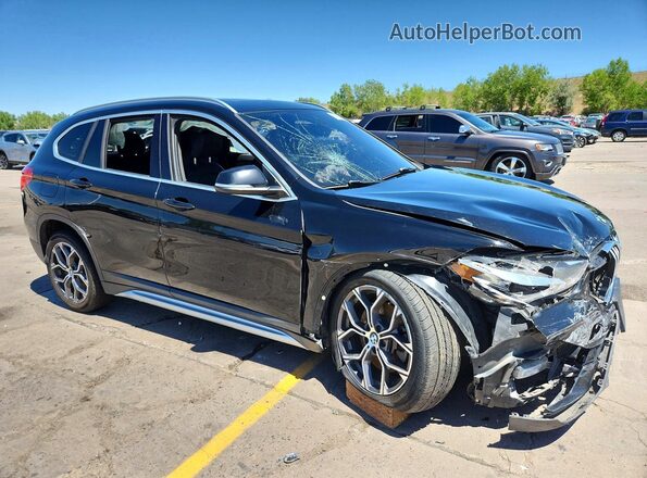 WBXJG9C09L5P92482 2020 BMW X1 Black Առջևի աջ