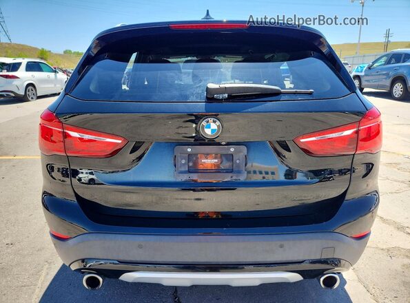 WBXJG9C09L5P92482 2020 BMW X1 Black Հետևի տեսք