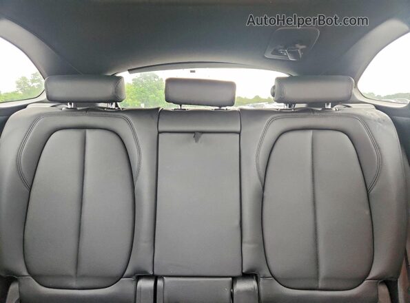 WBXJG9C0XM5T99379 2021 BMW X1 Silver Вид задніх сидінь