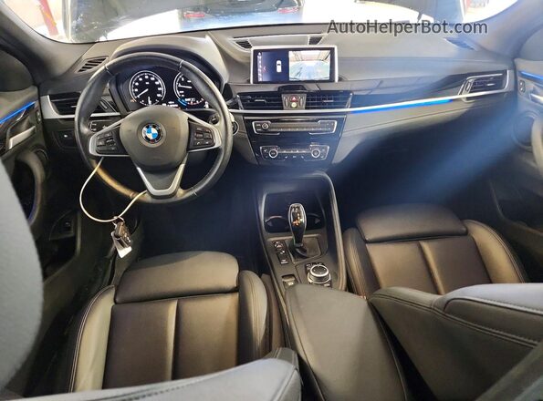 WBXYJ1C04M5S53397 2021 BMW X2 Black Vista del salpicadero