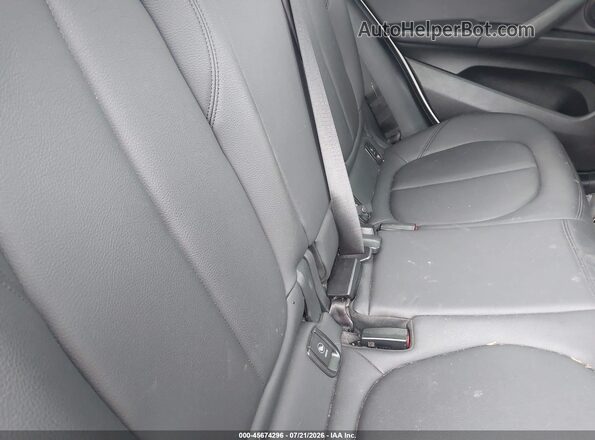 WBXYJ1C07L5P32718 2020 BMW X2 White Вид наклейки з VIN-кодом