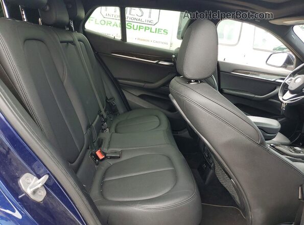 WBXYJ3C33JEP76699 2018 BMW X2 Blue Widok wnętrza z tyłu