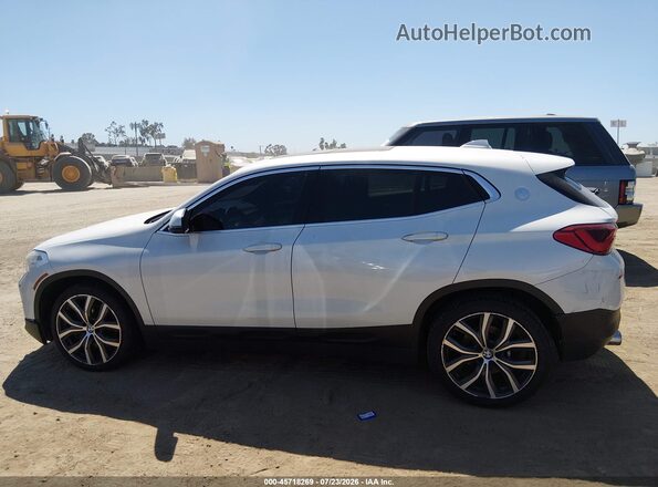 WBXYJ3C36JEP75949 2018 BMW X2 White Սալոնի 360 աստիճան տեսք