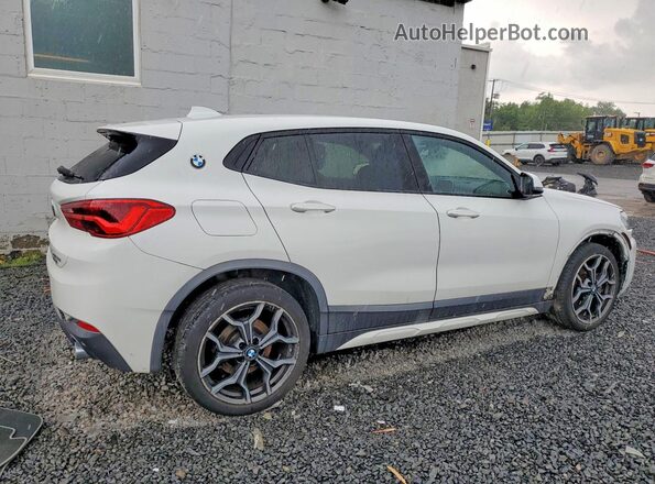 WBXYJ5C30JEF74997 2018 BMW X2 White Trasero derecho