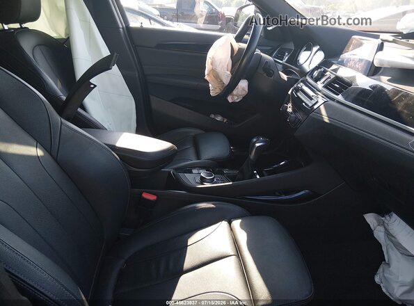 WBXYJ5C30JEF80654 2018 BMW X2 Gray Front interior view