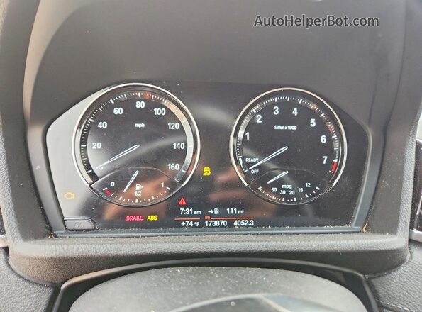WBXYJ5C38JEB19184 2018 BMW X2 Black Սարքավորումների վահանակի տեսք