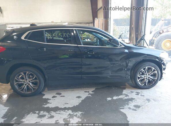 WBXYJ5C38JEF71426 2018 BMW X2 Черный Вид спереди
