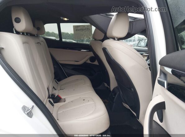 WBXYJ5C39JEF79308 2018 BMW X2 White Widok naklejki z numerem VIN