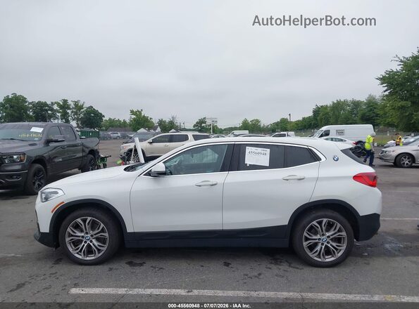 WBXYJ5C39JEF79308 2018 BMW X2 White Widok wnętrza 360 stopni