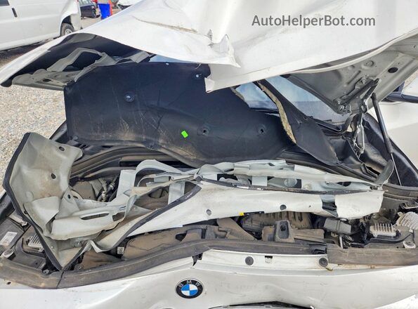 WBXYJ5C55KEF83245 2019 BMW X2 White ძრავის განყოფილების ხედი