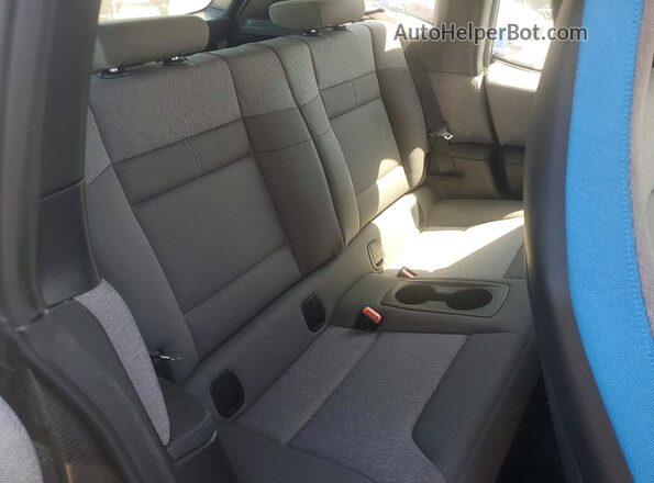 WBY1Z8C38HV890467 2017 BMW I3 White Widok tylnych siedzeń