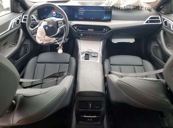 WBY23HD01SFU18462 2025 BMW I4 Белый Вид панели приборов