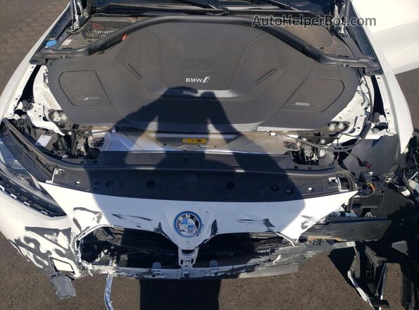 WBY23HD02SFU11715 2025 BMW I4 White უკანა სალონის ხედი
