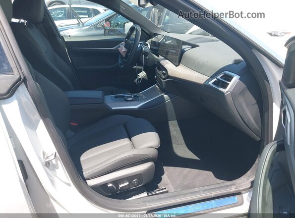 WBY23HD08SFT98632 2025 BMW I4 Белый Вид салона спереди