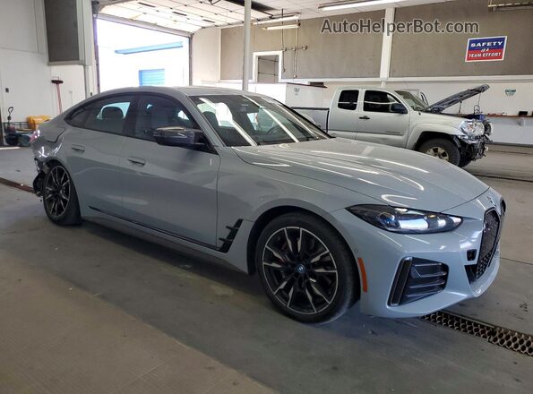 WBY33AW00RFR71378 2024 BMW I4 Серебряный Передняя правая четверть