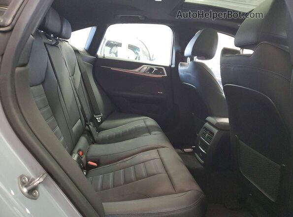 WBY33AW00RFR71378 2024 BMW I4 Серебряный Вид задних сидений