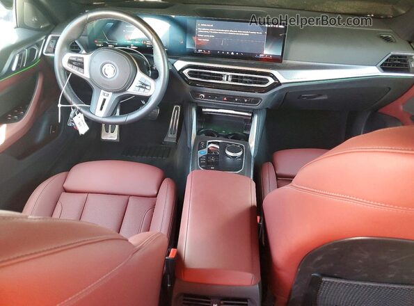 WBY33AW01RFS33055 2024 BMW I4 Gray Вид панелі приладів
