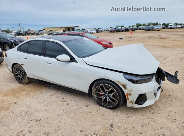 WBY33FK02RCR71712 2024 BMW OTHER Белый Передняя правая четверть