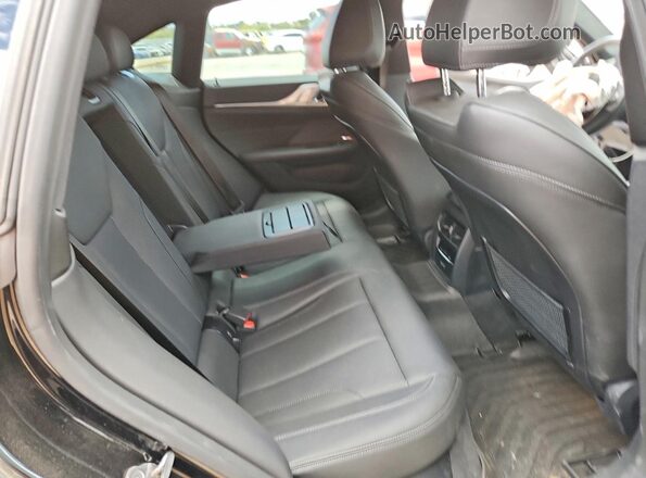 WBY43AW02PFR20949 2023 BMW I4 Black Вид задніх сидінь